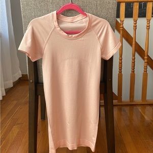 SOLD Lululemon swiftly tech short sleeve shirt